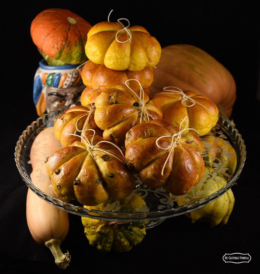 BRIOCHES CON LA ZUCCA, VERSIONE DOLCE E SALATA