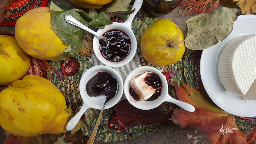 gelatina speziata di cotogne al vino rosso 3