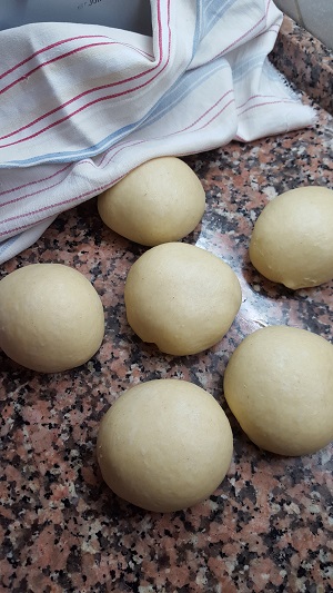 wool roll bread 4