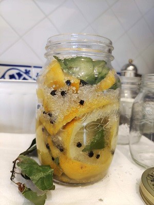 limoni fermentati sotto sale 3