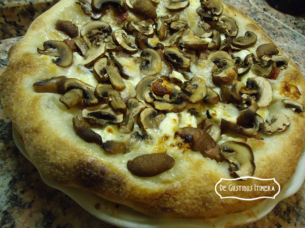 centrale funghi provola prosciutto